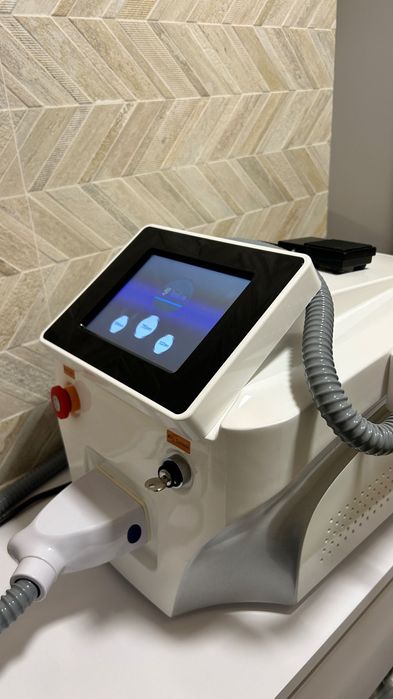 Laser îndepărtare tatuaje/pete și carbon peel