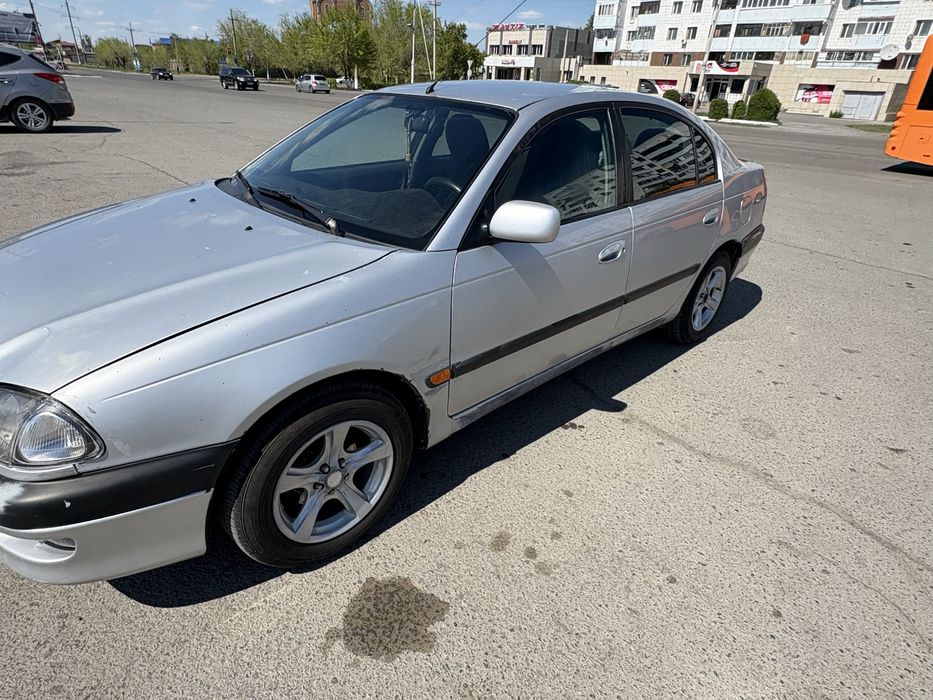 Продам Toyota Avensis