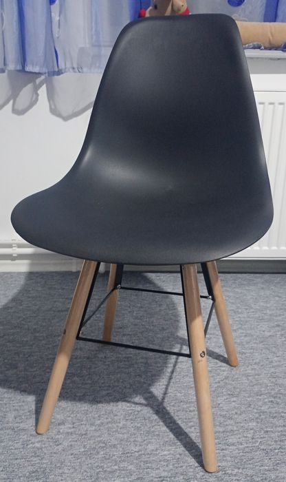 Set 4 scaune bucătărie , noi in cutie