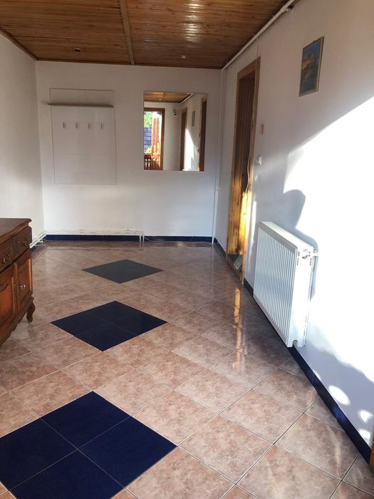 Particular închiriez garsoniera