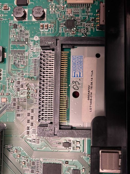 Основна управляваща платка за телевизор LG модел 55EA970V. Каталожен номер на платката - EBT 62667908