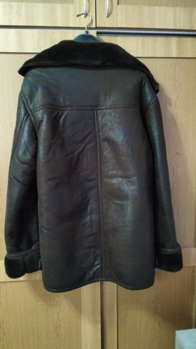 Cojoc bărbătesc atractiv