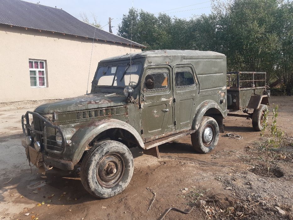 Uaz 69  mator va karobka va mos gaz 24 niki