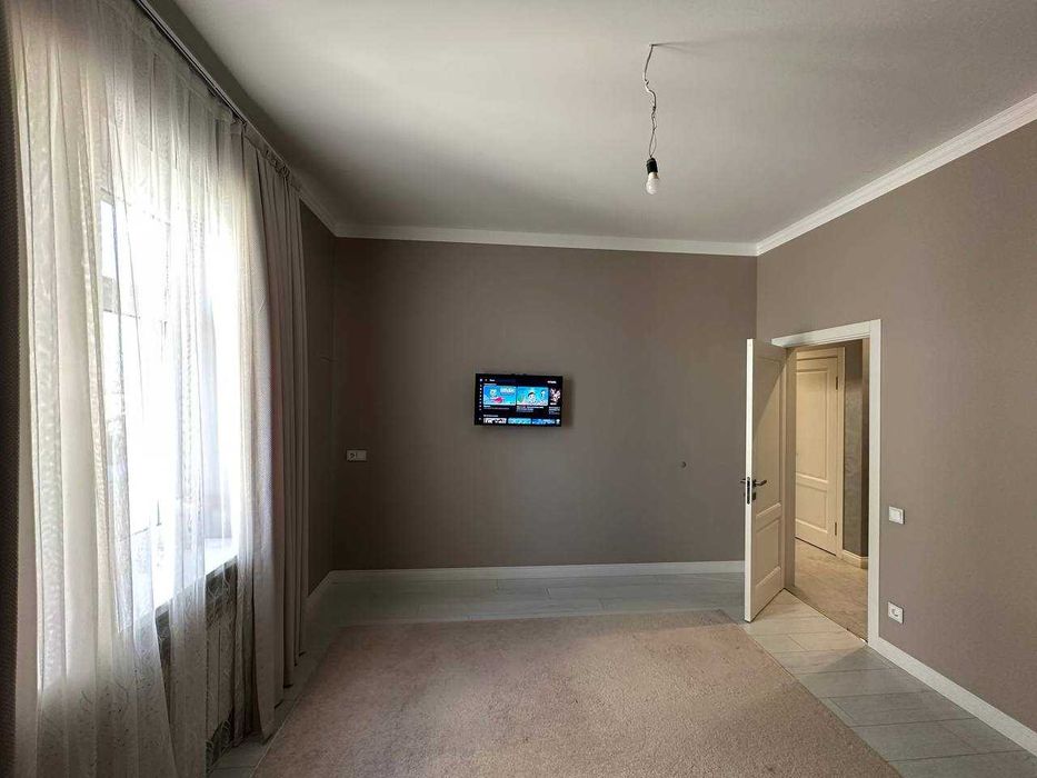 Квартира 65 м², метро Новза