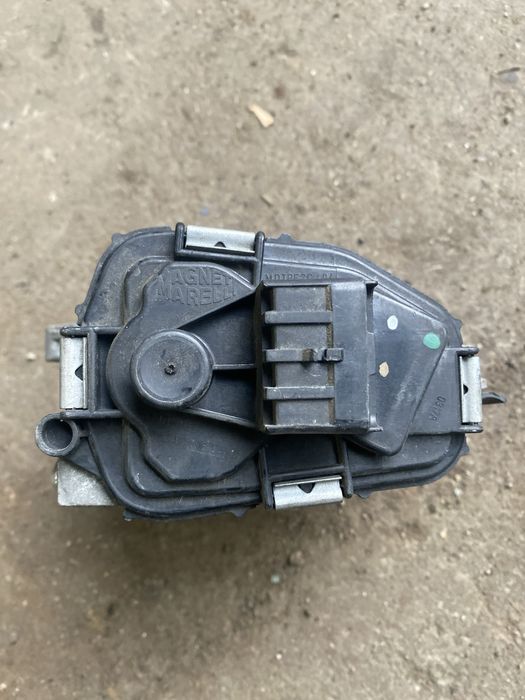 Дроселова клапа за ситроен пежо 1.4 16v 88кс