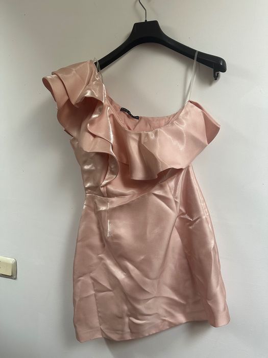 Vanzari rochii de ocazie