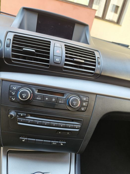 BMW Seria 1 2009 — imagine 2