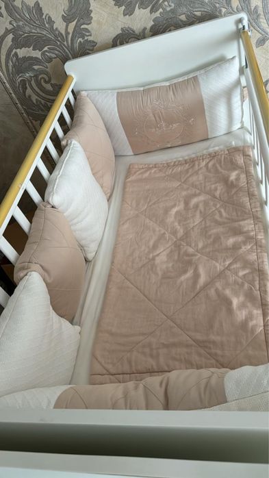 Продам детскую кроватку