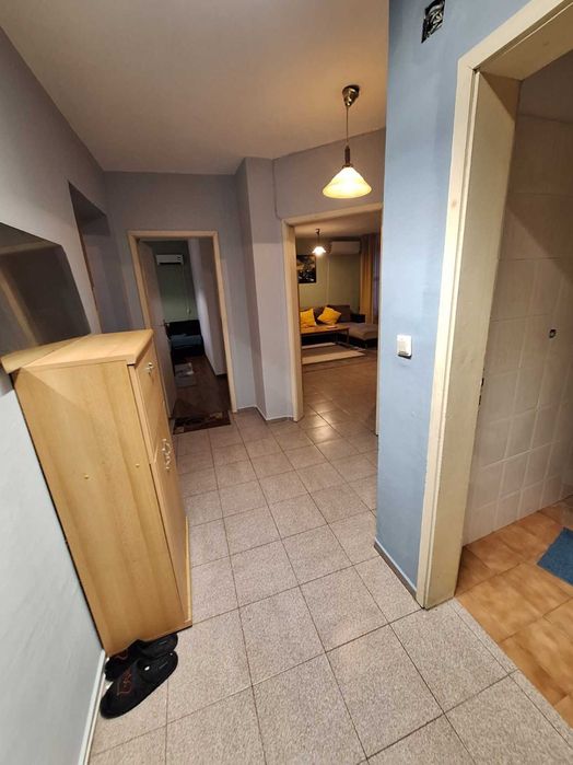 Тристаен апартамент