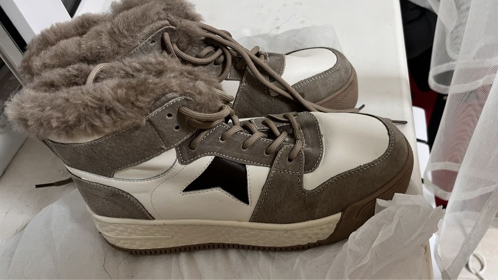 Кросовка женский