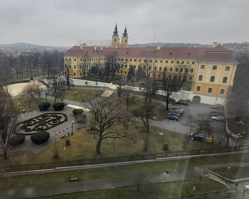 Propietar, apartament 2 camere Dacia Muzeu