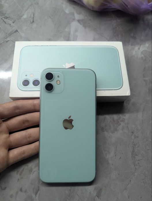 iPhone 11 идеал с коробкой