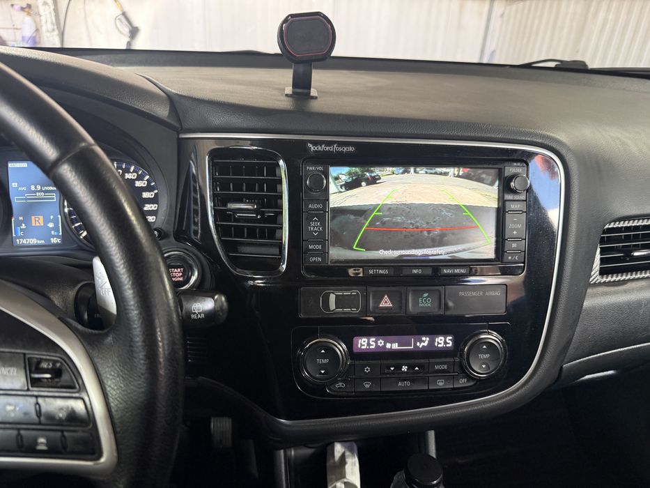 Mitshubishi outlander 4x4