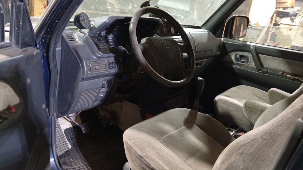 Mitsubishi pajero