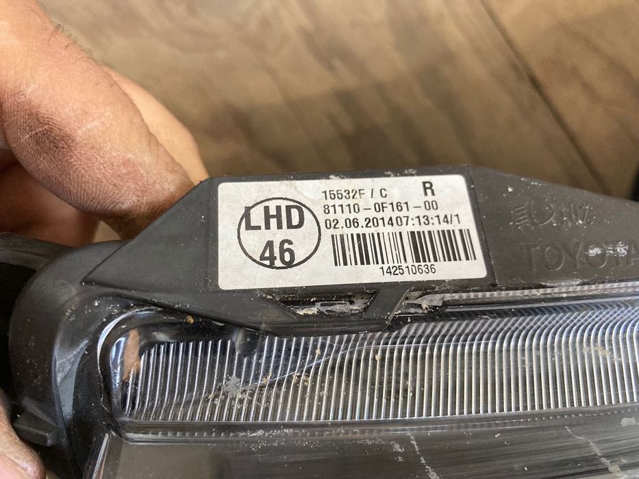 Десен фар за Toyota Verso 13-16.