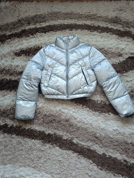 Продам куртки  женские