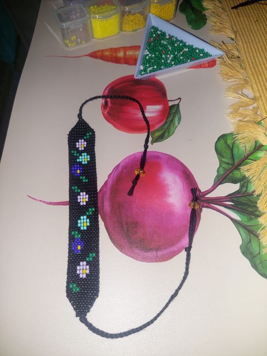 Vand bratari si zgardane…. Stergare pentru cosarca