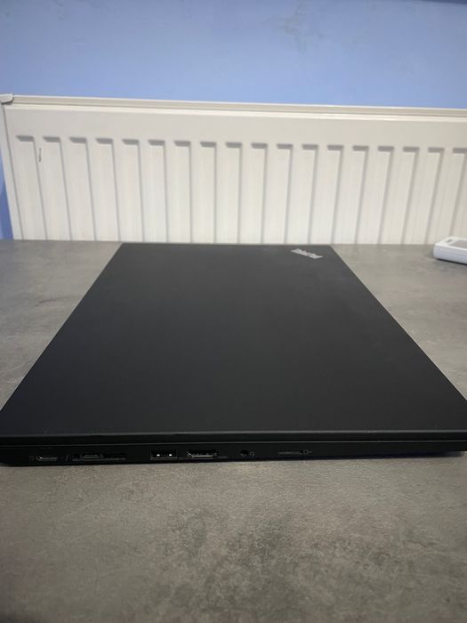 Лаптоп Lenovo ThinkPad T15 Gen2