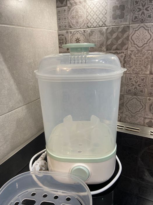 Стерилизатор за бебешки шишета