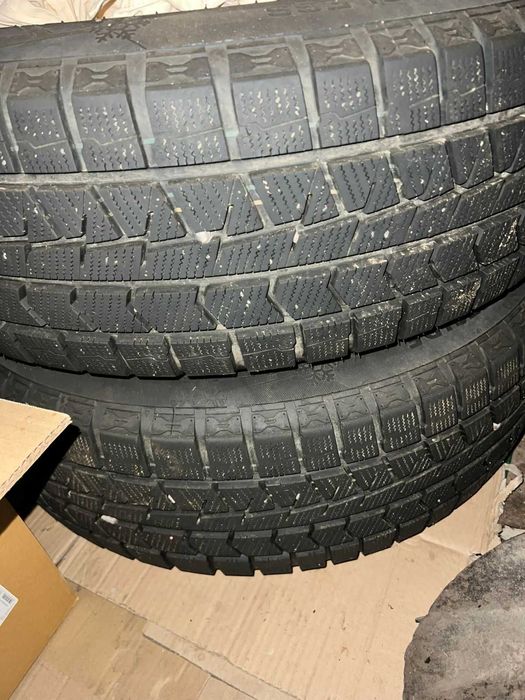Зимние шины с дисками 4 штуки