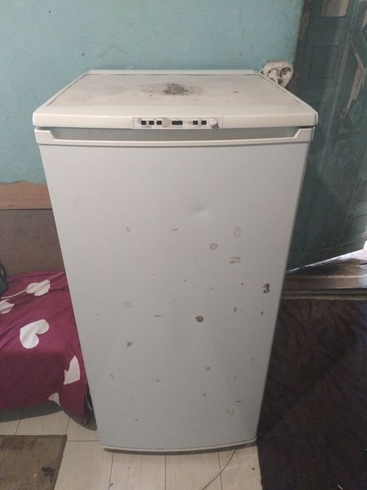 Продам срочно холодильник
