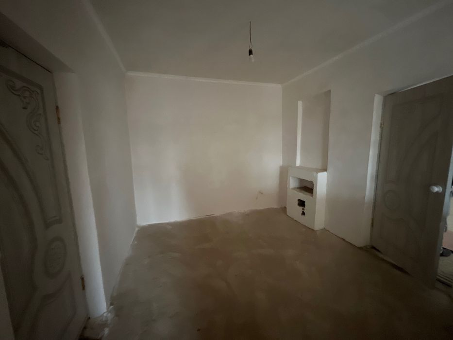 Тайор уй сотилади 20 сотик тошкент вилойоти Оққорганда