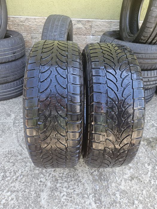 2 ръка Гуми За Продаване