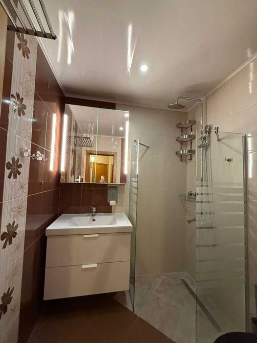 Тристаен ап. под наем в кв Овча купел