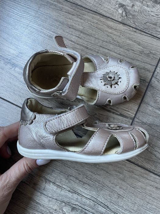 Крокс и чехли 24 номер момиче