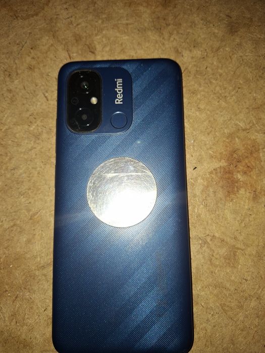Продам телефон Redmi 12