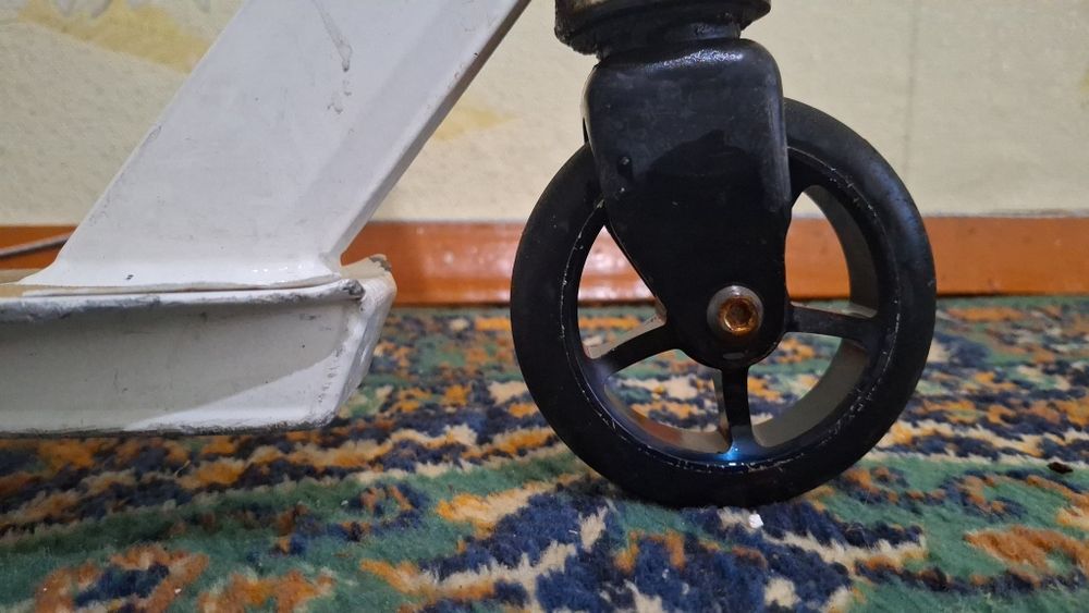 Продаётся трюковой самокат