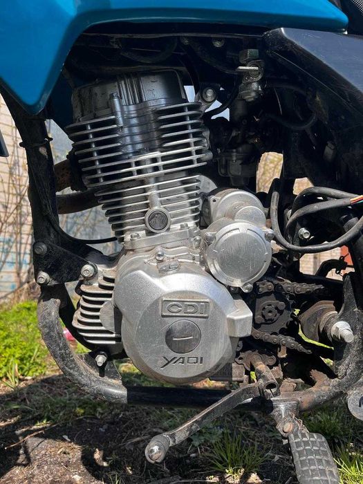 Продам мотоцикл яки 250