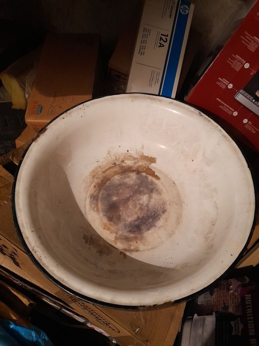 Ламаринено Корито,леген,закачалки и дръжки за шкафове