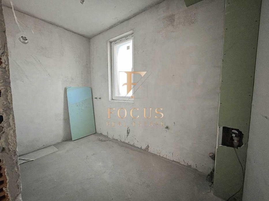 Продава се Тристаен апартамент в Пловдив, Христо Смирненски - 115 кв.м за 1044 €/кв.м - Снимка #5