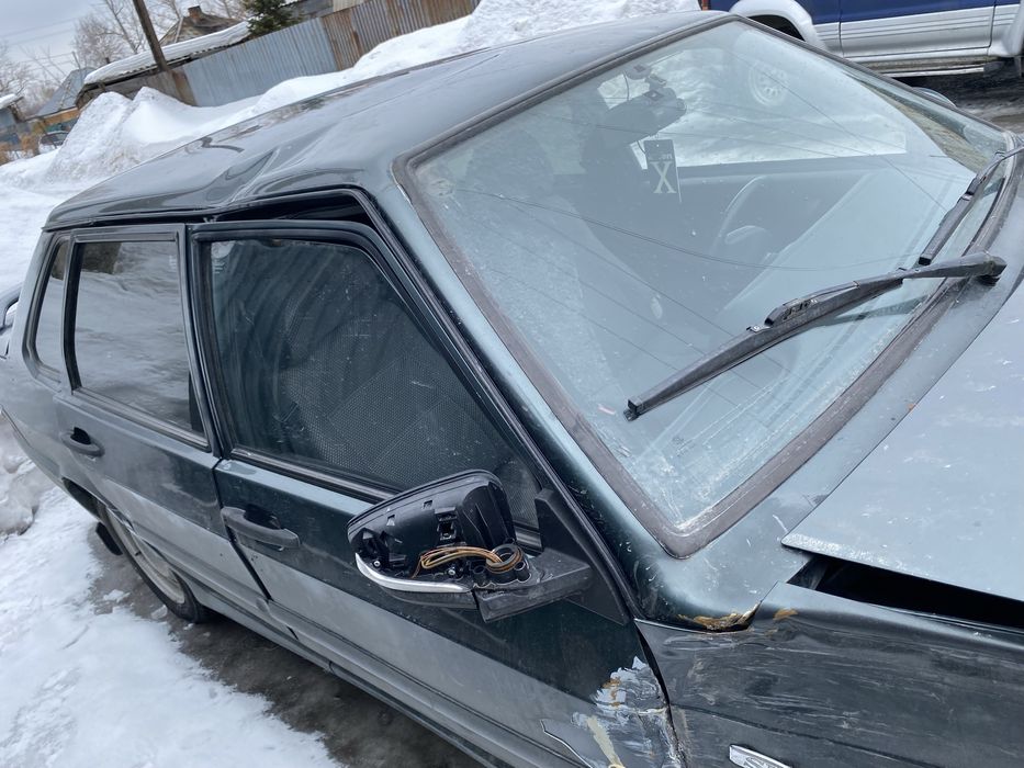 Продам 2115 в аварийном состояний