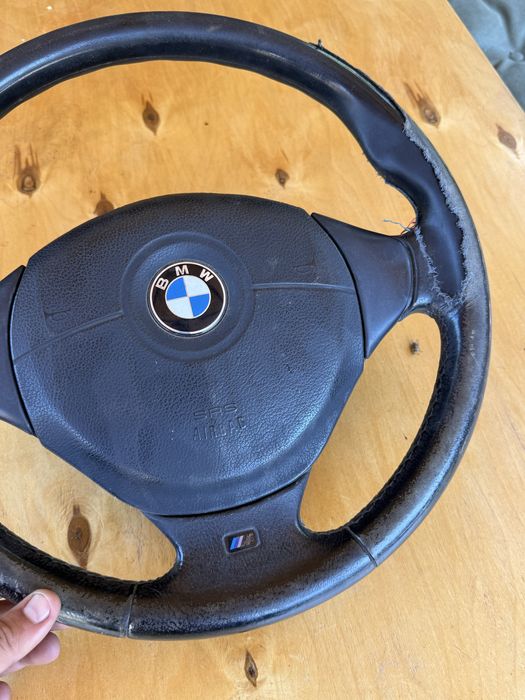 Руль Мтех-4 на BMW e36-34