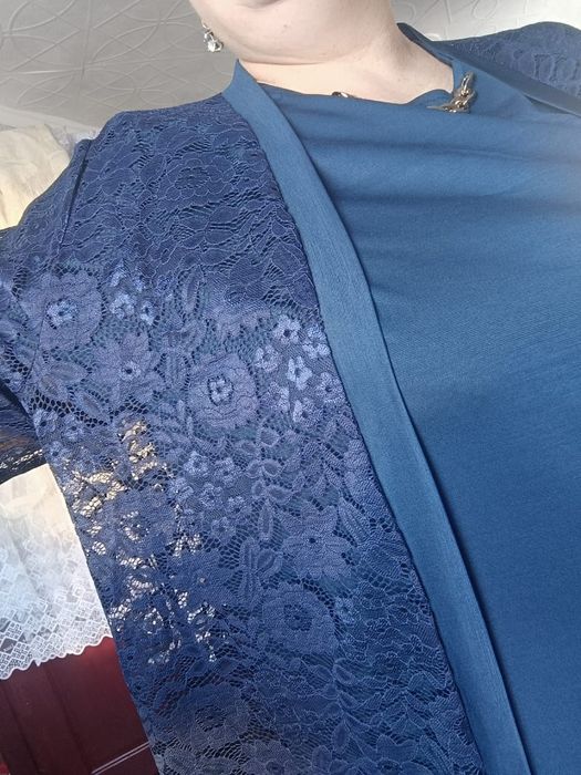 Продам недорого новый платье