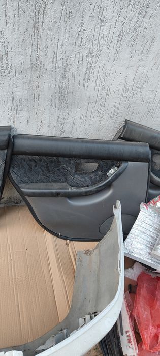 Передний бампер на Субару b4