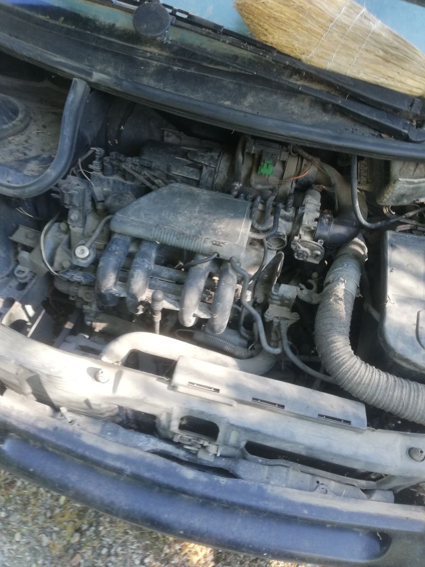 Рено туинго за части гр. Добрич Дружба 1 • OLX.bg