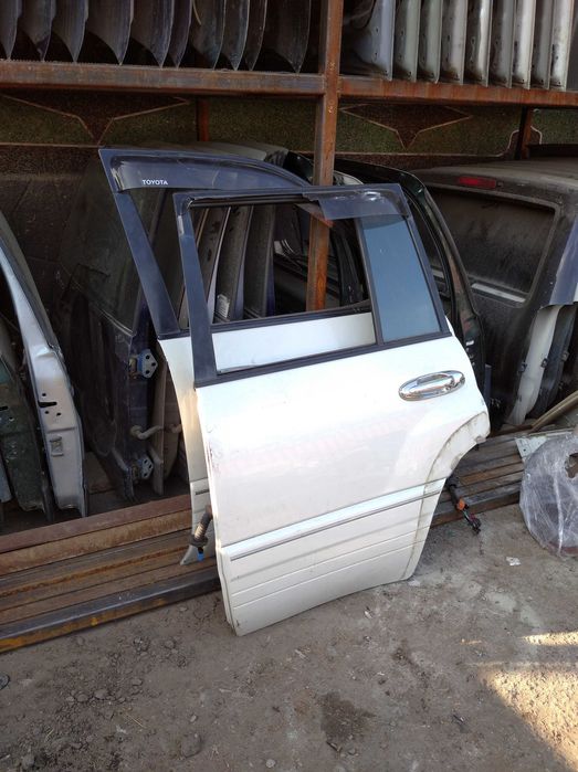 Toyota Land Cruiser 100. 200  авторазбор