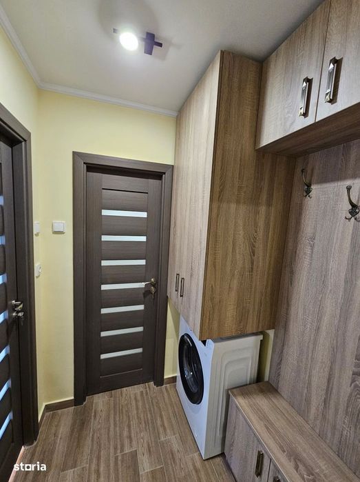 Apartament 3 camere, Micro 16, utilat complet