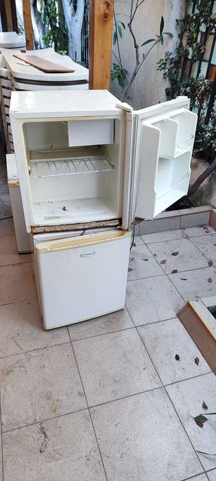 Двулицеви матраци ,телевизори и минибарове