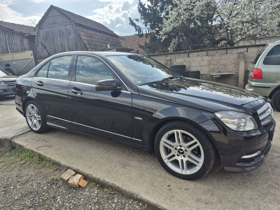 Mercedes-Benz C-Class AMG W204 Aut. - 1.8i 184Cp E5 - Clima * Xenon * Semi-Piele * Pachet AMG de Fabrica * Cutie Automata!