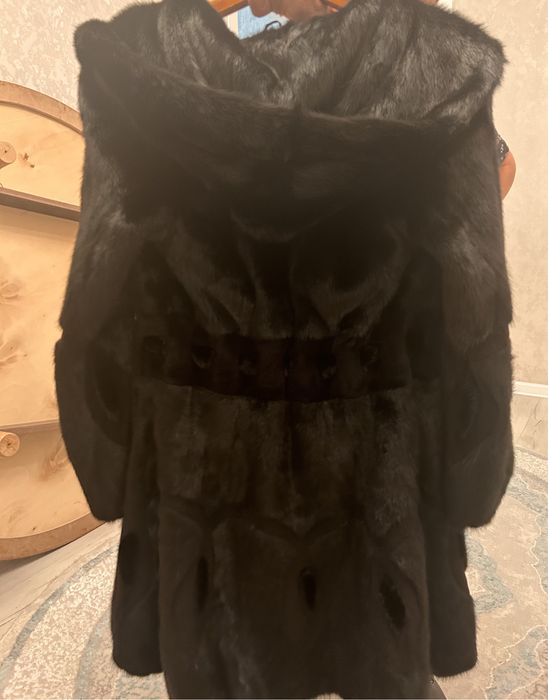 Продам норковую шубу