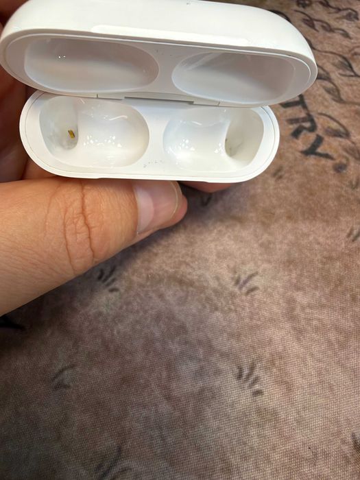 AirPods Pro 1 модел A2083 кутия за зареждане