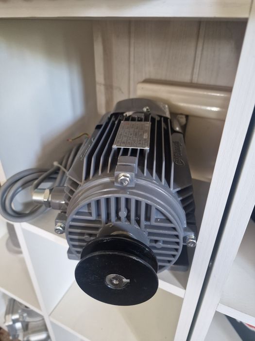 АЗС Оборудование для НефтебазБензавозови.т.д.