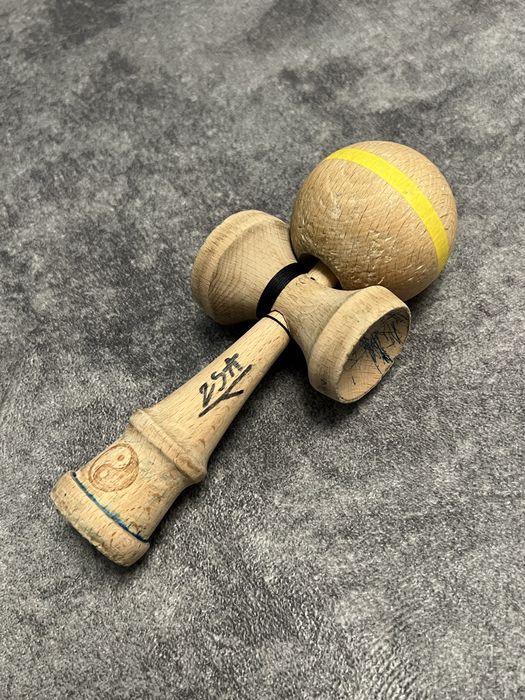 Kendama X semnata de 2SA_serg