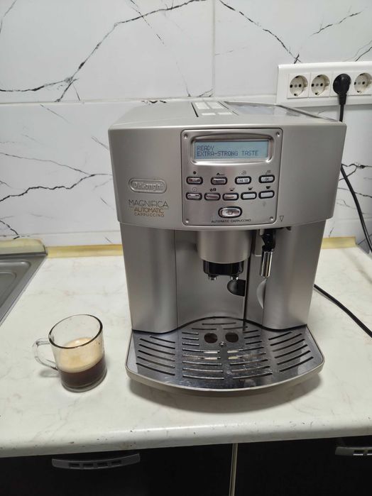 Espressor Automat DeLonghi Magnifica ESAM3500.S Aparat cu Cafea Boabe