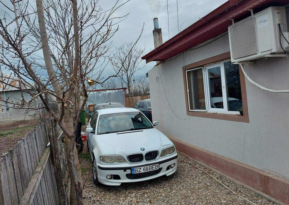 2 case Pogoanele Buzau