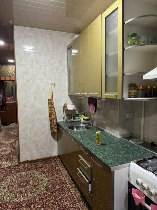 Срочно 2х 10микрарайоне сдаётся вдоль дороги